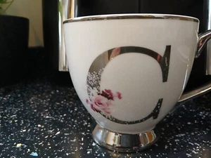 FOX & IVY INITIAL MUG - C - Picture 1 of 3