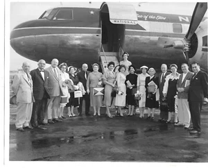 National Airlines "Compagnie aeree delle stelle" foto pista 8"x10" originale - Foto 1 di 2