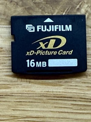 Fujifilm xD PictureCard 16MB Memory Card For Olympus & Fujifilm Digital Cameras - Image 1 of 2