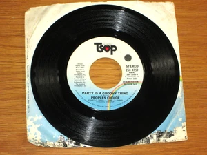 PROMO SOUL 45 RPM - PEOPLES CHOICE - TSOP ZS8 4759 - "PARTY IS A GROOVY THING" - Picture 1 of 3