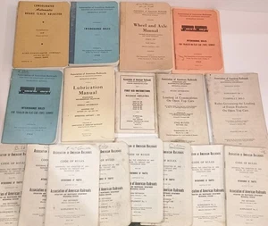 Association Of American Railroads Operations & Maintenance Book Lot - Must See - Picture 1 of 16