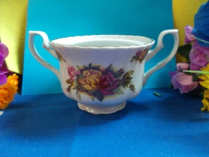 LOVELY CROWN REGAL FINE PORCELAINE - POT / SUGAR BOWL MADE IN ROMANIA VGC # 11 - Picture 1 of 23