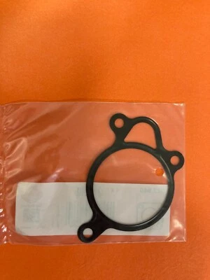 Junta de válvula Elring EGR para Dodge Sprinter 2500 2004-2006 hecha en Alemania Foto 1 de 2