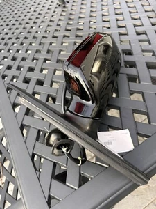 2010 - 2016 AUDI A4/S4 B8 MIRROR RIGHT SIDE OEM W/Lane Assist & Turn Signal - Picture 1 of 3