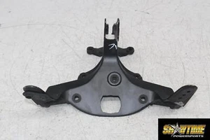 07-08 YAMAHA YZF R1 UPPER FAIRING MIRROR GAUGES STAY BRACKET 4C8-28356-00-00 - Picture 1 of 11