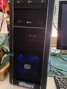 Gaming PC, Intel i7 2.67 GHz, Nvidia GTX 1080, 16GB DDR3, SSD, 2xHDD, 2x DVD/BR - Bild 1 von 9