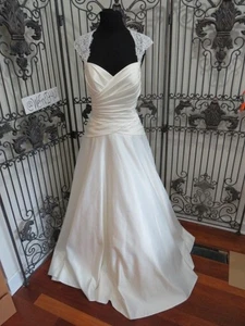 154W MOONLIGHT T707 SZ 16 IV SATIN LACE BEADED WEDDING DRESS GOWN $840 - Picture 1 of 15