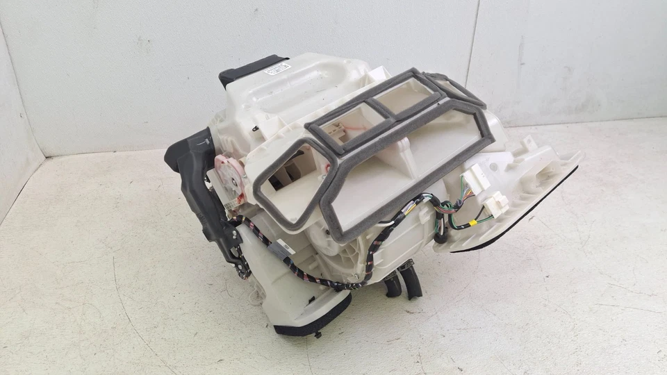 Nissan Rogue 2018-2020 climatización aire acondicionado núcleo calentador evaporador carcasa conjunto OEM Foto 1 de 4