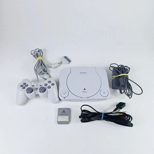 Sony PlayStation 1 PS One PS1 Mini Slim SCPH-101 Power Cord Controller Bundle - Foto 1 di 13