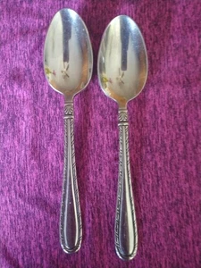 2 Oneida BRUNSWICK Oval Soup Place Spoons 7 1/4" Stainless Flatware Silverware - Picture 1 of 4