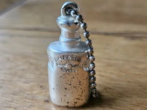 Vintage Bath & Body Works Schlüsselanhänger silberfarben Metall Lotion Flasche Made in Korea - Bild 1 von 7