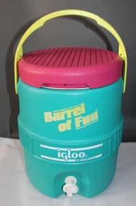 Iglú Retro Barril De Diversión Turquesa Y Rosa 2 Galones Portátil De Colección Jarra Enfriador - Imagen 1 de 8