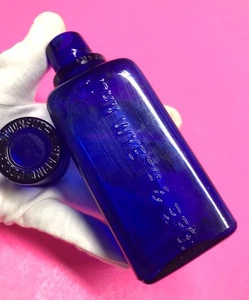 Kobaltblaue John Wyeth Flasche mit Verschluss datiert 1899 Sockel - Bild 1 von 12