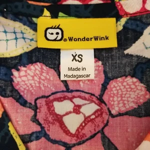 WonderWink Scrub Top 6017-HMS Handmade Blossom - Picture 1 of 10