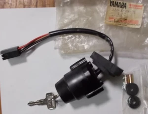 NOS Yamaha DT125 DT175 DT250 DT400 XT250 Ignition OEM 2A6-82508-20     (SPB/5-4) - Picture 1 of 3