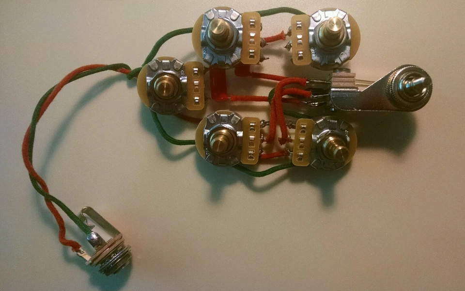 Rickenbacker 340, 350SH, 370 3 Pickup Chitarra Cablaggio 5 Controlli - Mono - Immagine 1 di 4