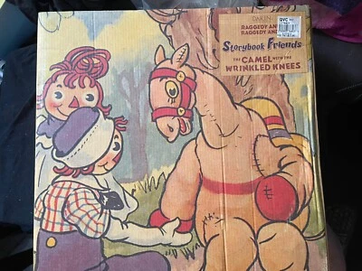 VINTAGE DAKIN RAGGEDY ANN & ANDY CAMEL WITH WRINKLED KNEES NIB STORYBOOK CLASSIC - Image 1 of 4