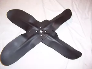1955 - 1968 Chevy Radiator Fan Blade V8+6 Cylinder Original GM NICE - Picture 1 of 4