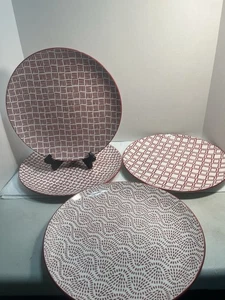 4–Mainstays Chiara Piece  Round Red Dinner Plates, 4 Patterns 3010 - Picture 1 of 7