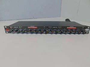 dbx 166XL 2-Channel Compressor/Limiter/Gate - Picture 1 of 7