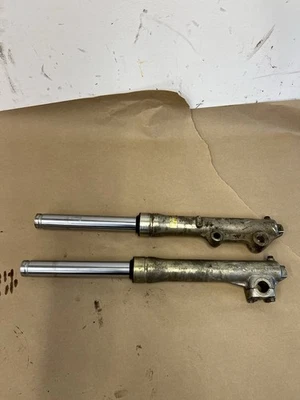 1984 Honda ATC200M Front Forks  B646 - Изображение 1 из 4