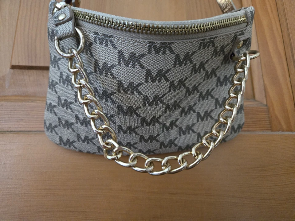 Michael Kors MK Signature Logo Belt Bag Pouch Wristlet Fanny Pack Leather Clutch - Image 1 of 4