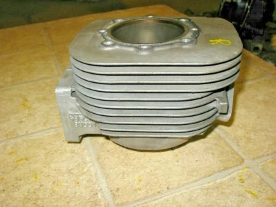 84 Yamaha PZ480SE Phazer PZ480 SE RH Right Hand STD Standard Piston Cylinder Jug - Image 1 of 4