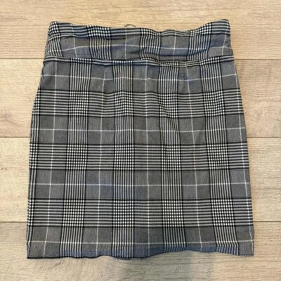 Women's INC International Concepts Plaid Mini Skirt Size S Gray - Imagem 1 de 4