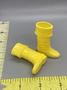 Mego Repro Yellow Pirate Boots WGSH DC Marvel World's Greatest Super Hero Flash - Picture 1 of 2