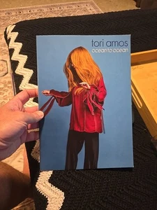 Tori Amos Ocean To Ocean Tour Book - Picture 1 of 2