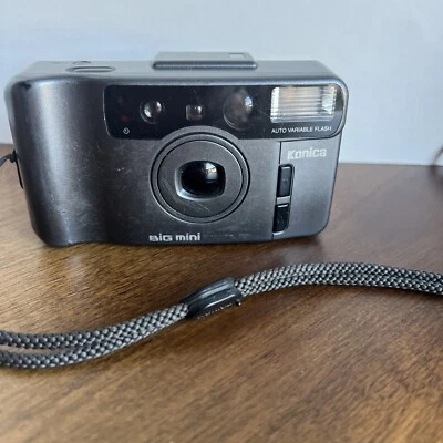 Cámara de colección Konica Big Mini BM-510Z 35 mm AF apuntar y disparar película zoom Foto 1 de 4