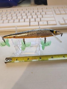 SMITHWICK ROGUE 41/2 '' SUSPENDING VINTAGE FISHING LURE - Picture 1 of 6