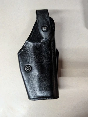 Safariland 6280-83 Level 2 Duty Holster Black Right RH Glock 17 22 Belt Mount - Image 1 of 4