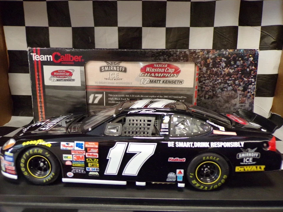 Matt Kenseth #17 Smirnoff Ice Triple Black 2003 Camry 1 24 Team Caliber Car