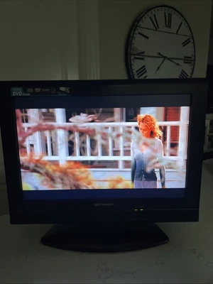 Emerson 19" LCD TV DVD Combination Combo | Model LD195EM8 | With Remote & Manual - Image 1 of 4