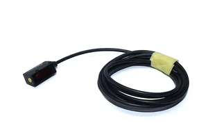 Baumer FHDK 10P5101 Sensori diffusi con soppressione dello sfondo 10139960 - Foto 1 di 3