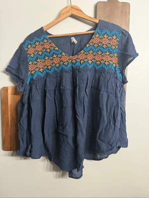 Blusa Campesina Roper Azul Marino Bordada Floral Ojales Manga Corta Talla Grande Foto 1 de 4