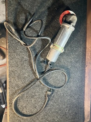 Rebarbadora elétrica vintage Mitsubishi resistente - Imagem 1 de 4