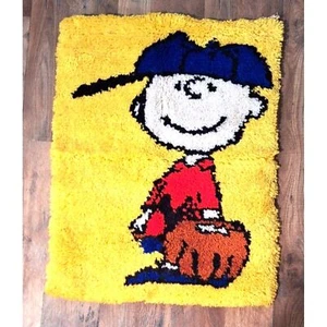 Peanuts Charlie Brown Latch Hook Rug Wall Hanging - Picture 1 of 7