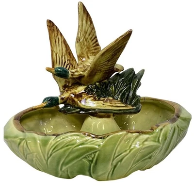 Maceta McCoy Flying Mallard Ducks vintage años 50 MCM - Excelente Foto 1 de 4