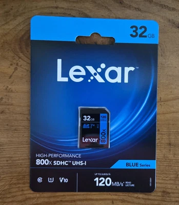 Lexar 32GB High-Performance 800x UHS-I SDHC Memory Card BLUE Series - Image 1 of 2
