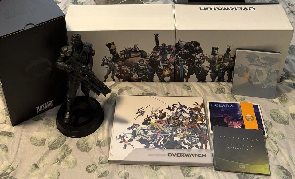Overwatch Collector's Edition Complete With Soldier 76 Statue, Soundtrack, Cards - Image 1 of 4