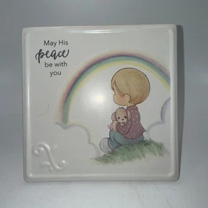 2018 Precious Moments Share The Gift Of Love Boy with Rainbow Plaque #185052 - Picture 1 of 15
