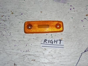 Toyota HiLux Pickup Truck FENDER CORNER SIDE LIGHT Right 79 80 81 82 83 parking - Bild 1 von 3