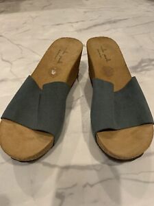 Mila Paoli Womens Made in Italy Blue Suede Cork Wedge Sandals Shoe size 8M