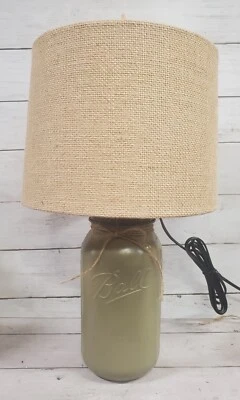 ¡NUEVO! Lámpara de orégano tarro de albañil con pantalla de arpillera pintada a mano granja cabaña Foto 1 de 4