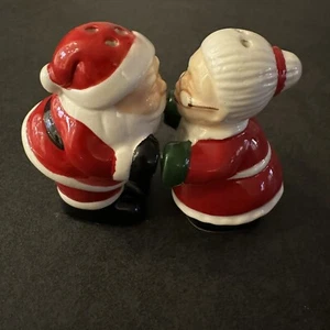 Weihnachten Keramik Mr & Mrs Weihnachtsmann Salz & Pfefferstreuer - Neuheit - Bild 1 von 6