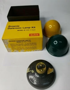Kodak Brownie Darkroom Lamp Kit MODEL B with 2 cups in Original Box - Picture 1 of 11