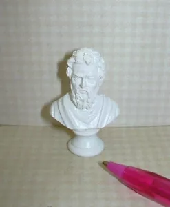 Miniature White Resin Bust of Michelangelo: DOLLHOUSE Miniatures 1:12 - Picture 1 of 1
