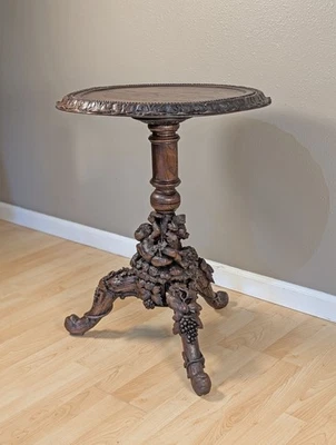 Antique French Black Forest Oak Side Lamp Table Nightstand w/ Cherubs 29" - Image 1 of 4